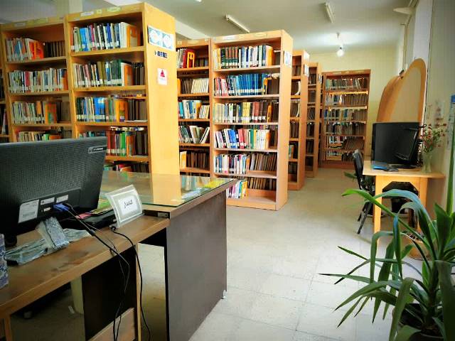 میز کتابدار